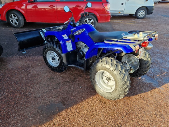 896884-2 Yamaha Grizzly 350 -2008 inc plow & winch