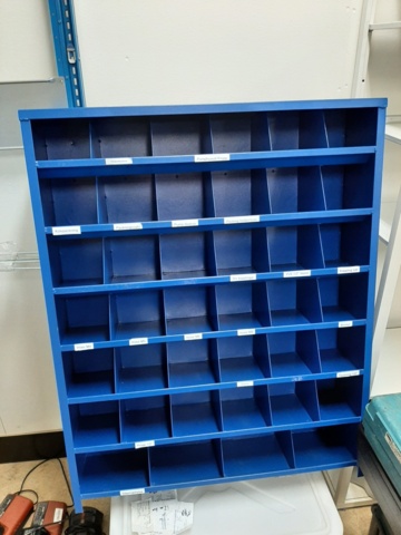 920705-10 Workbench with vise & tool board