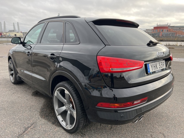 946176-3 Audi Q3 2.0 TDI quattro S Tronic -2017