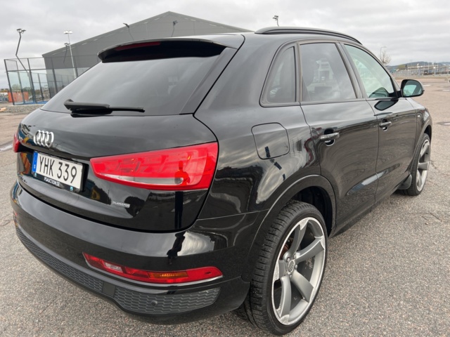 946176-5 Audi Q3 2.0 TDI quattro S Tronic -2017