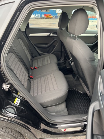 946176-27 Audi Q3 2.0 TDI quattro S Tronic -2017