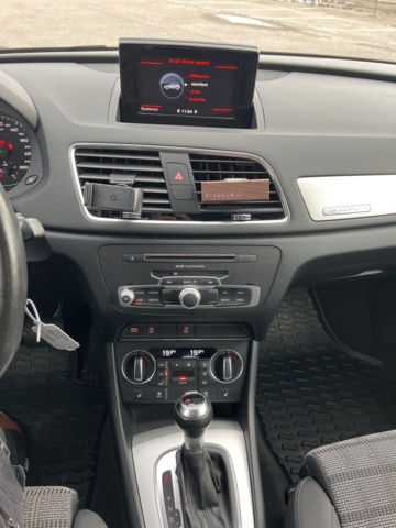 946176-32 Audi Q3 2.0 TDI quattro S Tronic -2017