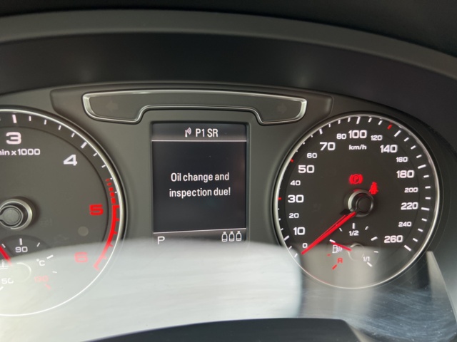 946176-38 Audi Q3 2.0 TDI quattro S Tronic -2017