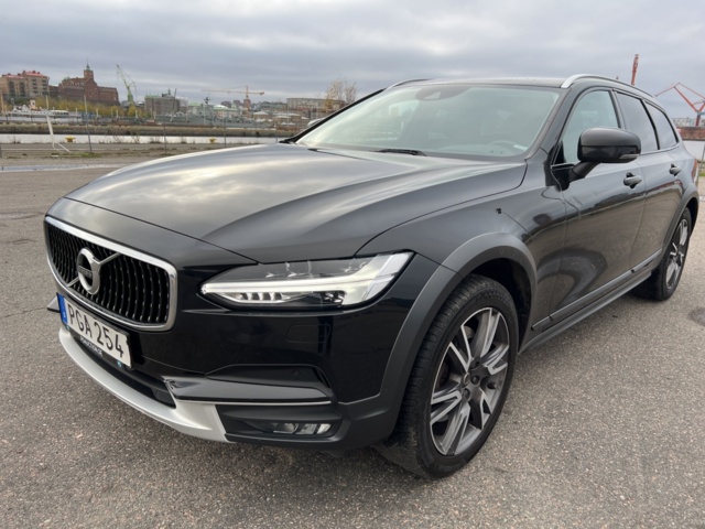 946178-1 Volvo V90 Cross Country D4 AWD - 2017