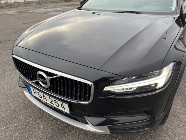 946178-9 Volvo V90 Cross Country D4 AWD - 2017