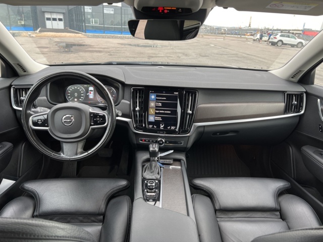 946178-22 Volvo V90 Cross Country D4 AWD - 2017