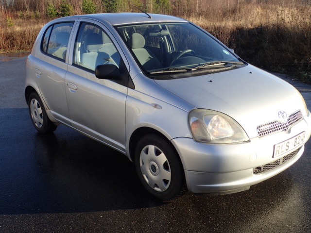 862051-3 Toyota Yaris 5-door 1.0 VVT-i - 2000