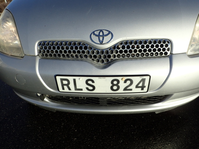 862051-23 Toyota Yaris 5-door 1.0 VVT-i - 2000