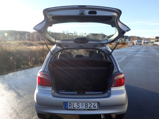 862051-49 Toyota Yaris 5-door 1.0 VVT-i - 2000