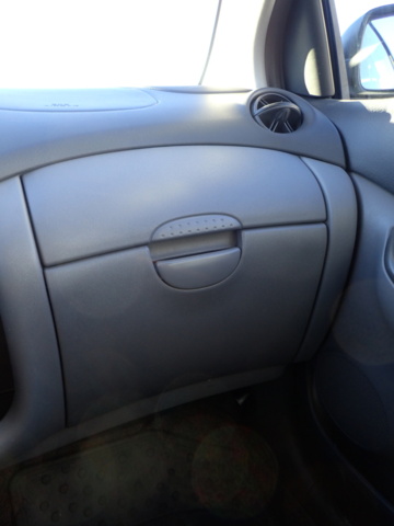 862051-87 Toyota Yaris 5-door 1.0 VVT-i - 2000