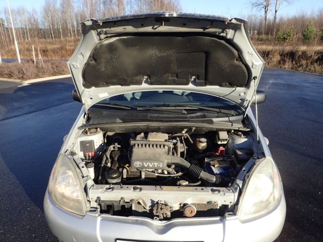 862051-92 Toyota Yaris 5-door 1.0 VVT-i - 2000