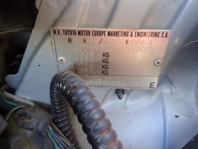 862051-97 Toyota Yaris 5-door 1.0 VVT-i - 2000