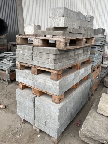 917590-2 approx. 50+ pallet mixed flagstone
