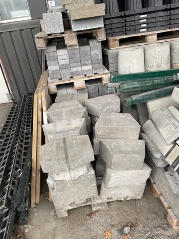 917590-37 approx. 50+ pallet mixed flagstone