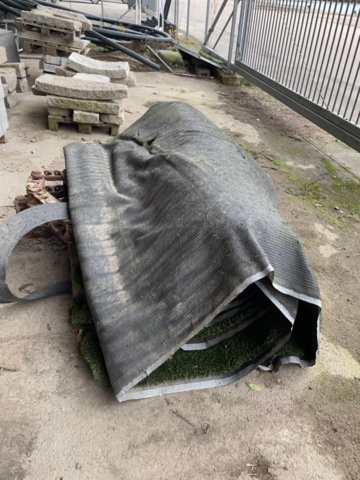 917595-1 Artificial grass roller and large chain