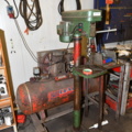 949298-1 Pillar drill + compressor