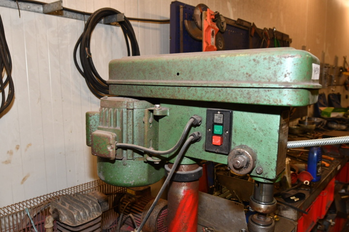 949298-2 Pillar drill + compressor