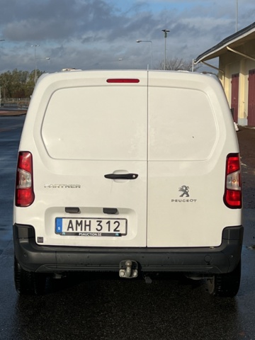946187-4 Peugeot Partner Increased Payload 1.5 BlueHDi -2019