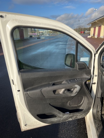 946187-14 Peugeot Partner Increased Payload 1.5 BlueHDi -2019