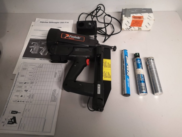 882501-4 Nail gun Paslode Impulse IM250/65 F16