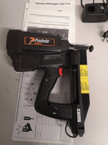 882501-5 Nail gun Paslode Impulse IM250/65 F16