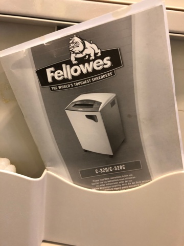 957674-7 Fellowes Powershred C-320C paperisilppuri - Ei pohjahintaa