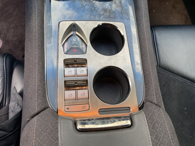 768221-31 Fisker Karma 2.0 VVT DI - 2012