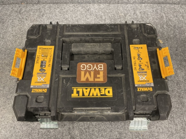 917621-4 DeWalt screwdrivers and impact screwdrivers