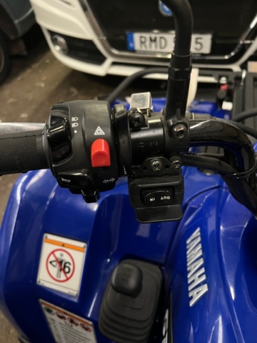 896884-13 Yamaha Grizzly 350 -2008 inc plow & winch