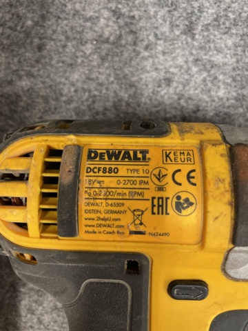 917634-10 DeWalt tools, 4 in a box