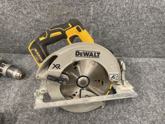 917634-9 DeWalt tools, 4 in a box