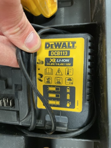 917638-6 DeWalt screwdrivers and impact screwdrivers