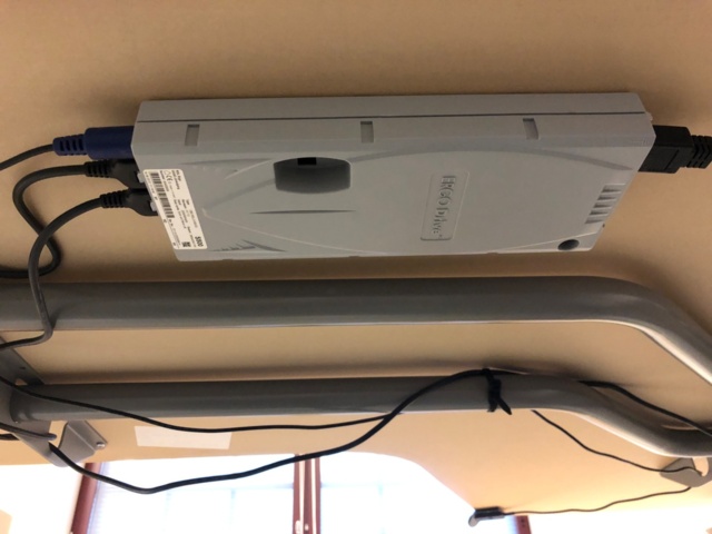 957828-4 Ergo sähköpöytä - Ei pohjahintaa