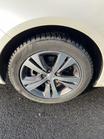 803116-15 Peugeot 308 SW 1.5 BlueHDi EAT - 2019