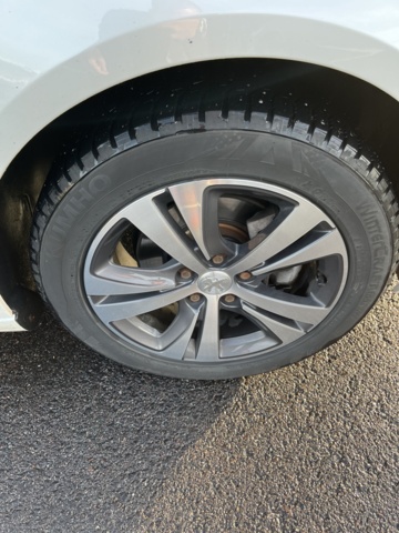 803116-24 Peugeot 308 SW 1.5 BlueHDi EAT - 2019