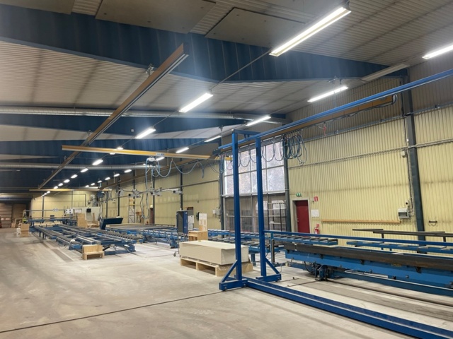 764665-1 HB system med två traverser utrustade med vakuumok