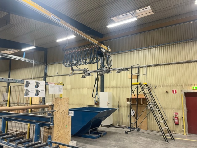 764665-5 HB system med två traverser utrustade med vakuumok