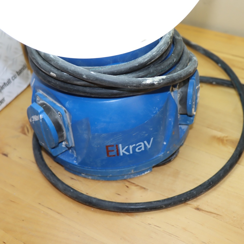 930587-2 Construction lamp + Sander Pattfield PA-900BS
