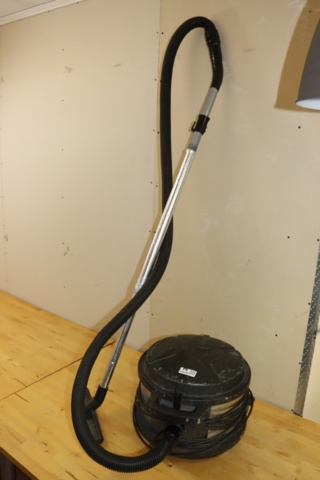 930598-3 Vacuum cleaner Nilfisk GD 930