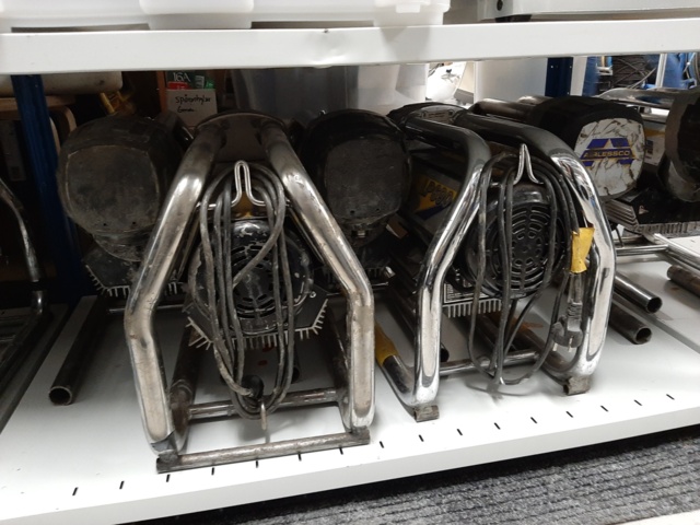 661942-6 Pump units, Airlessco LP690