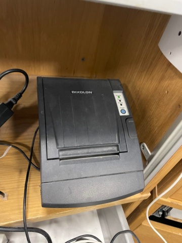 917537-6 Speaker 2.1, receipt printer, router and network switch