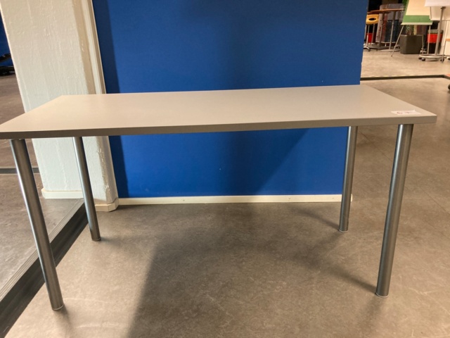 958654-2 Isku sivupöytä