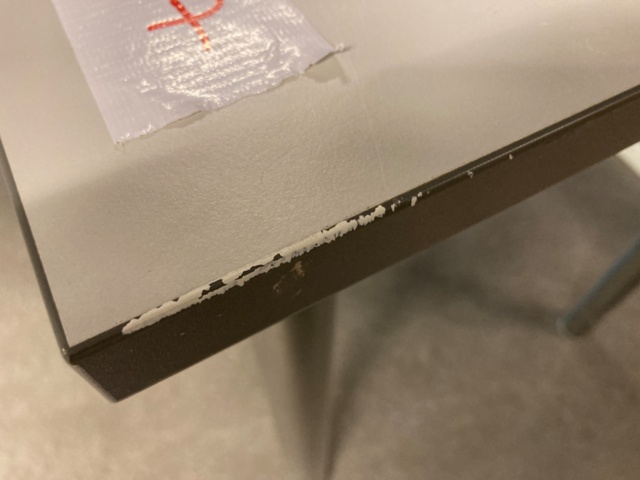 958654-6 Isku sivupöytä