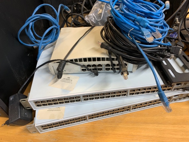 958109-8 Package with IT-Computers, miscellaneous or special