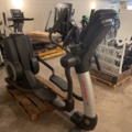 768255-2 Crosstrainer Life Fitness 95x