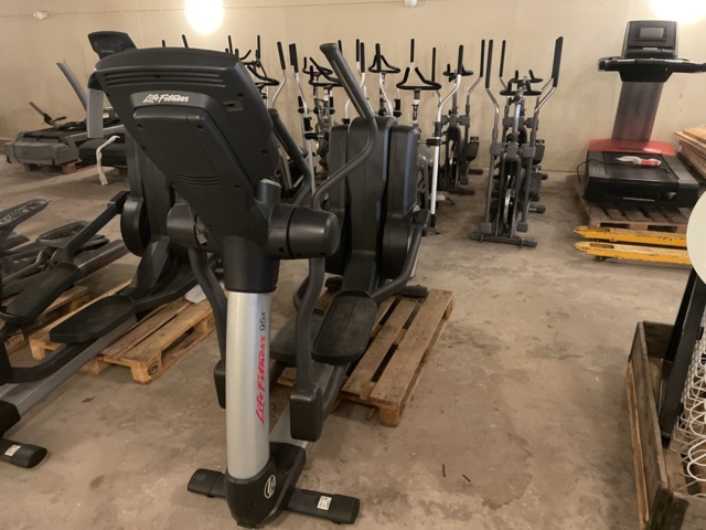 768255-4 Crosstrainer Life Fitness 95x