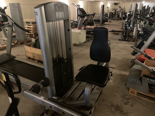 768248-2 Seated calf press - Calf exemption Life fitness