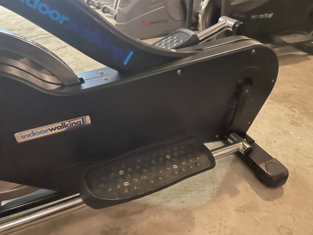 768441-10 Crosstrainer Indoor Walking 2 - mint condition