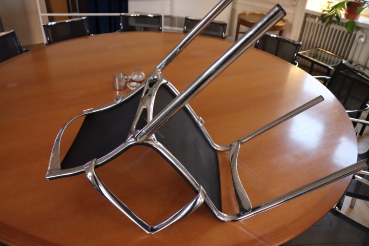 930623-6 Conference table with 16 chairs Alberto Meda Alias