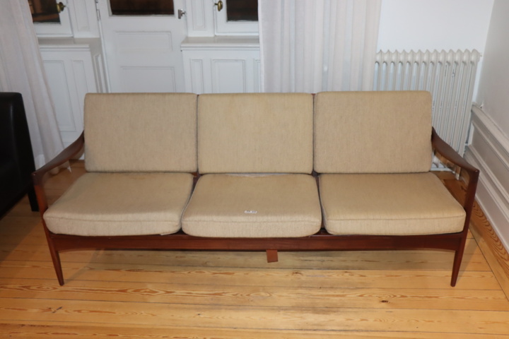 930641-2 Sofa Ib Kofod Larsen